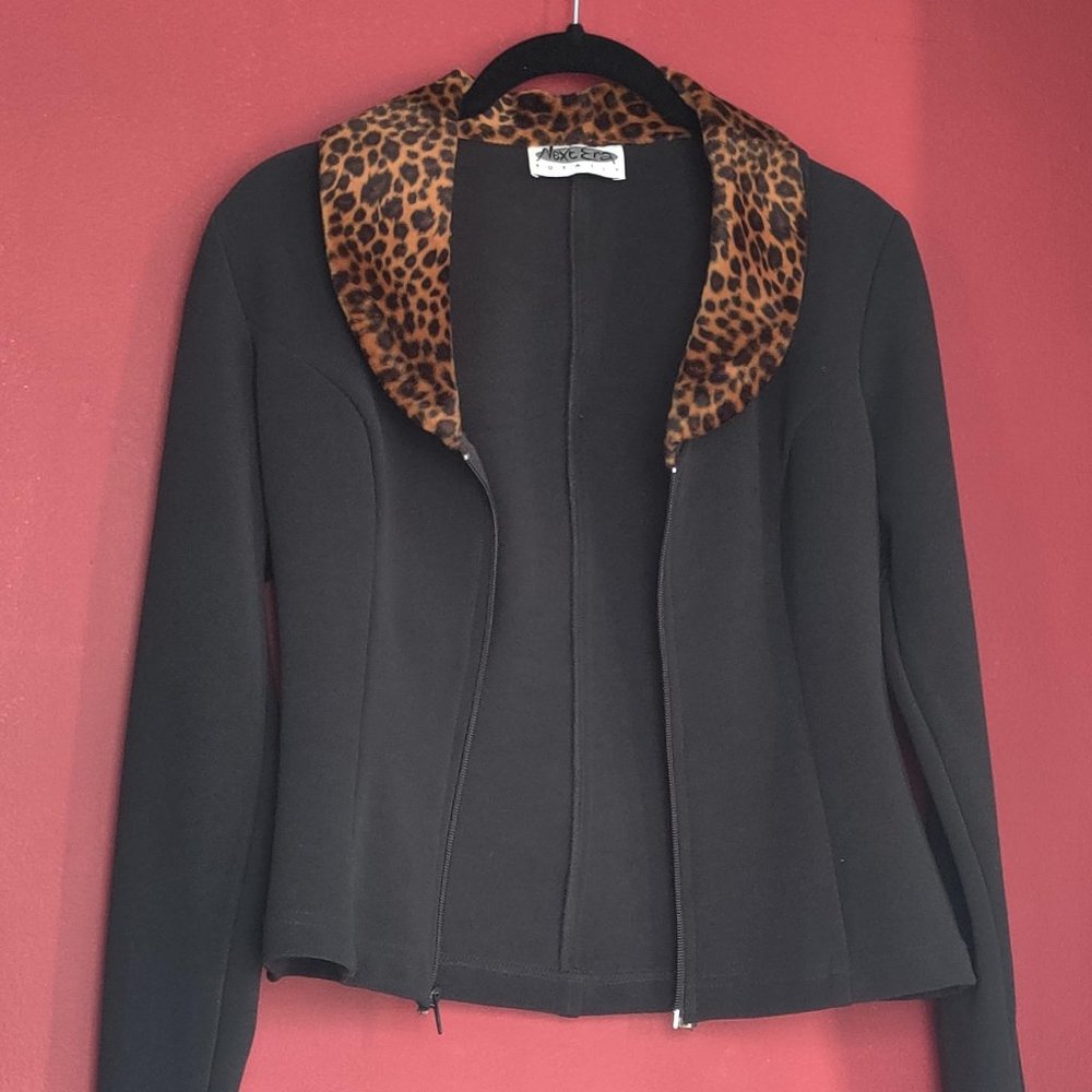 NEXT ERA Faux Leopard Fur Cropped Jacket